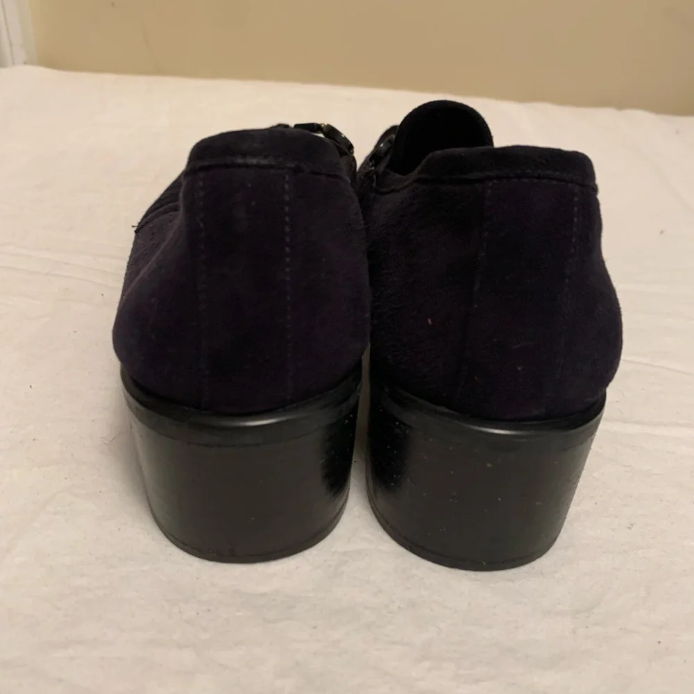 Stuart Weitzman Black Loafers Slip-Ons - 8 - Picture 4 of 7